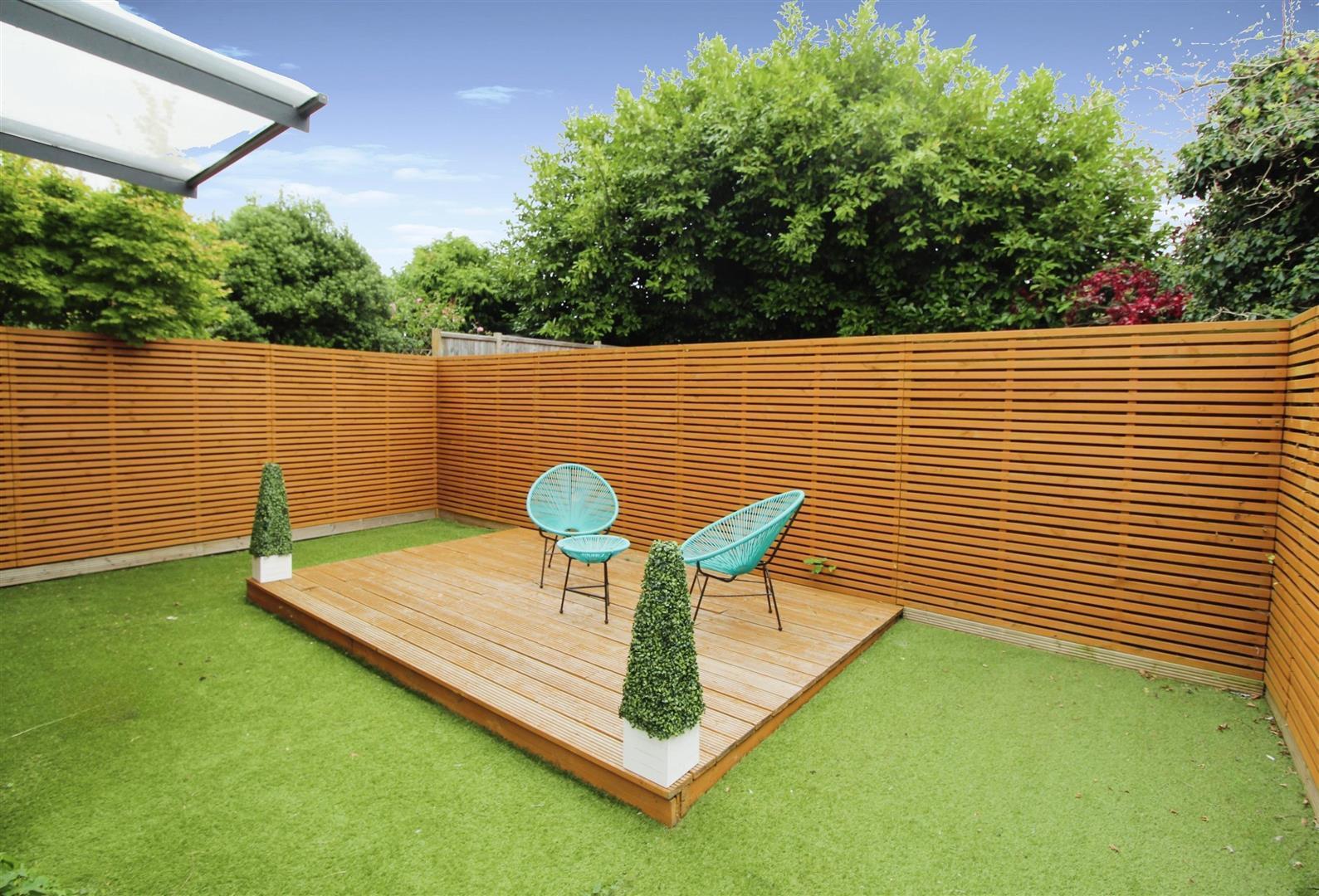 Telford Drive, Cippenham Image 3