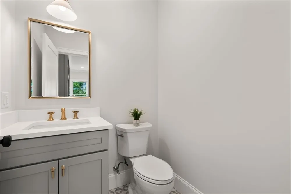 273 Edenfield Ave, Watertown, MA 02472