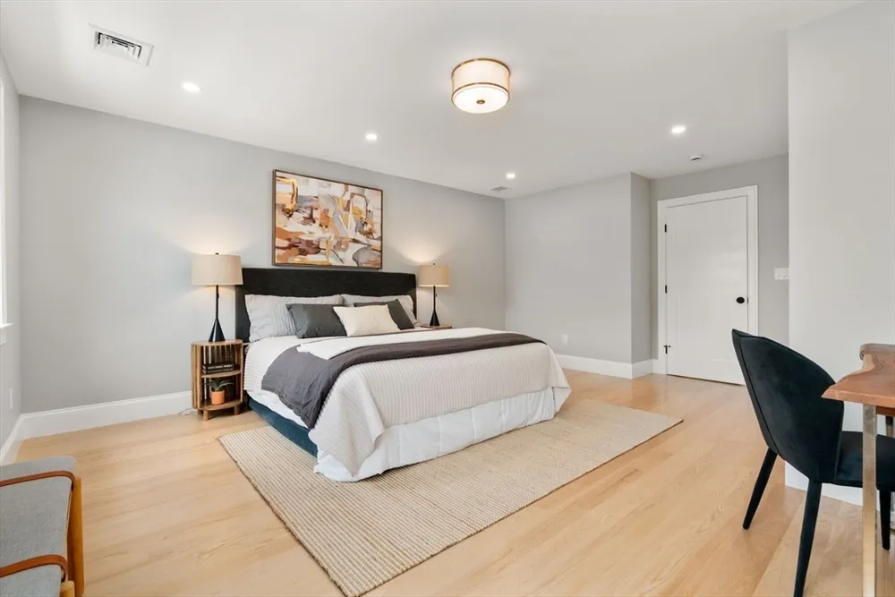 273 Edenfield Ave, Watertown, MA 02472