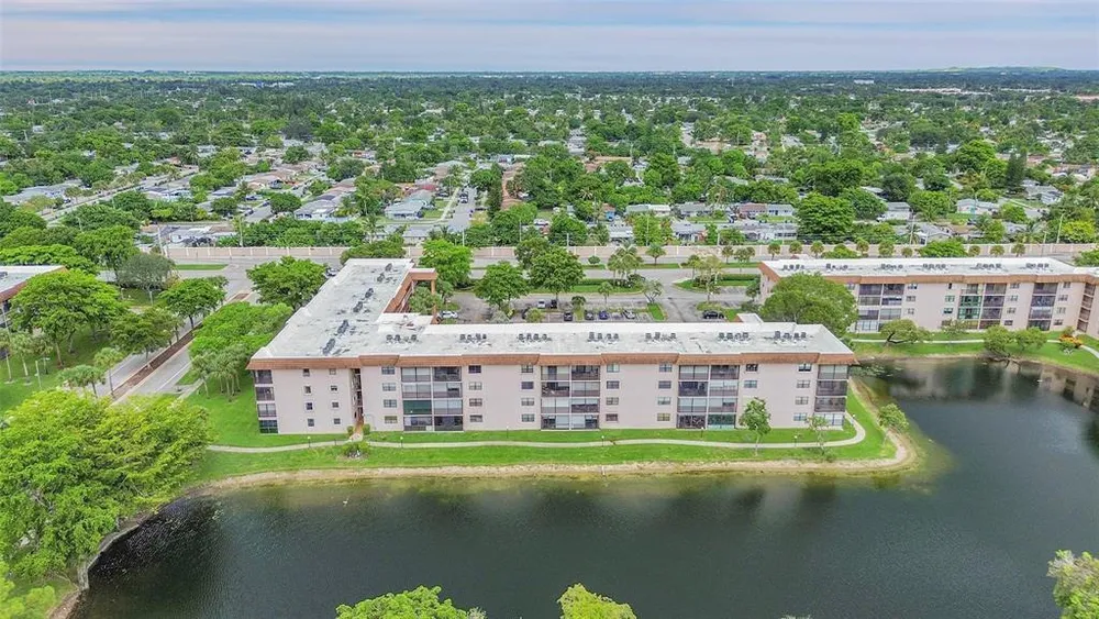 6095 N Sabal Palm Blvd, Tamarac, FL 33319
