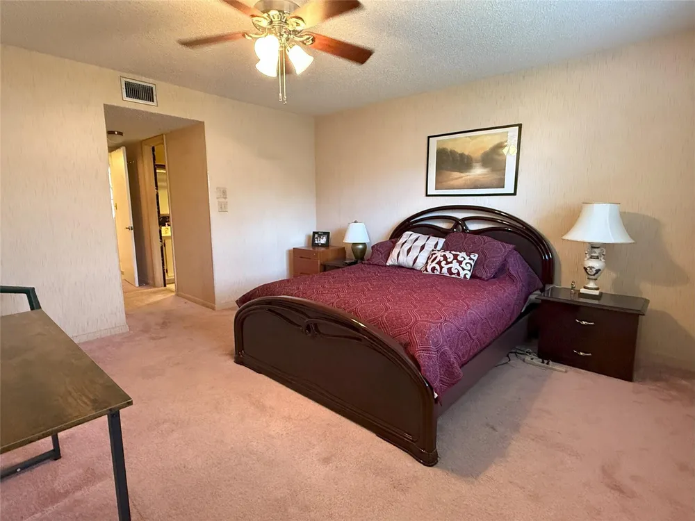 6095 N Sabal Palm Blvd, Tamarac, FL 33319