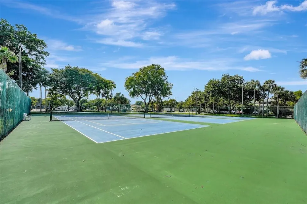 6095 N Sabal Palm Blvd, Tamarac, FL 33319