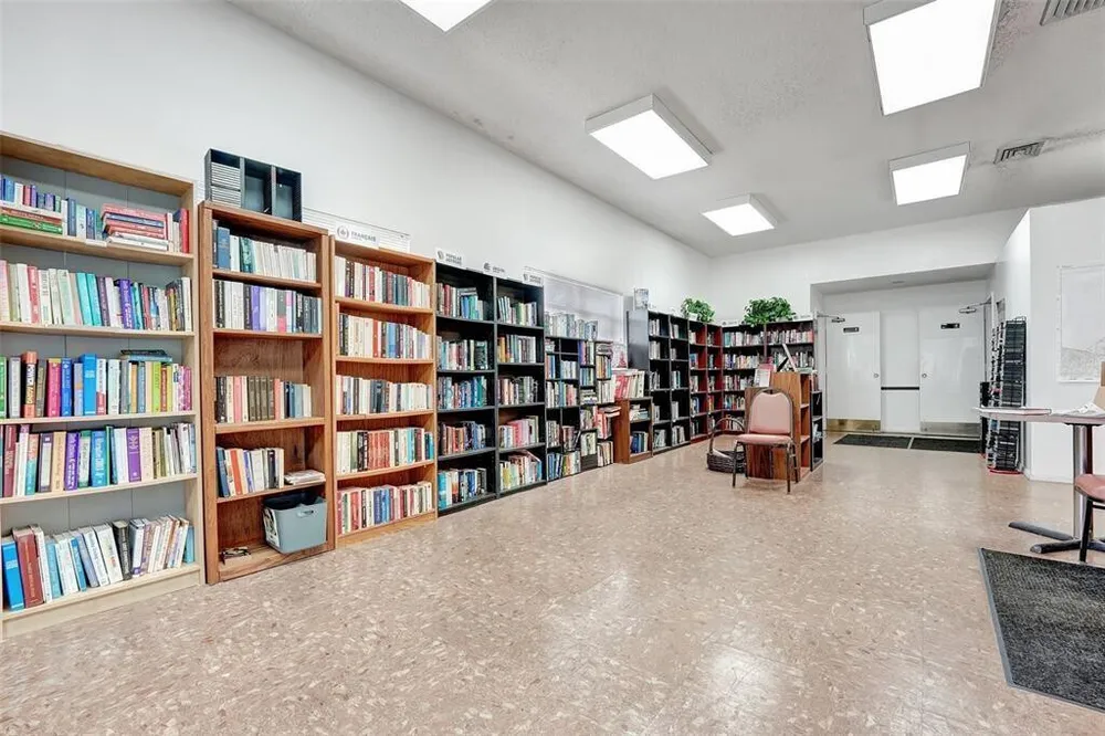 6095 N Sabal Palm Blvd, Tamarac, FL 33319