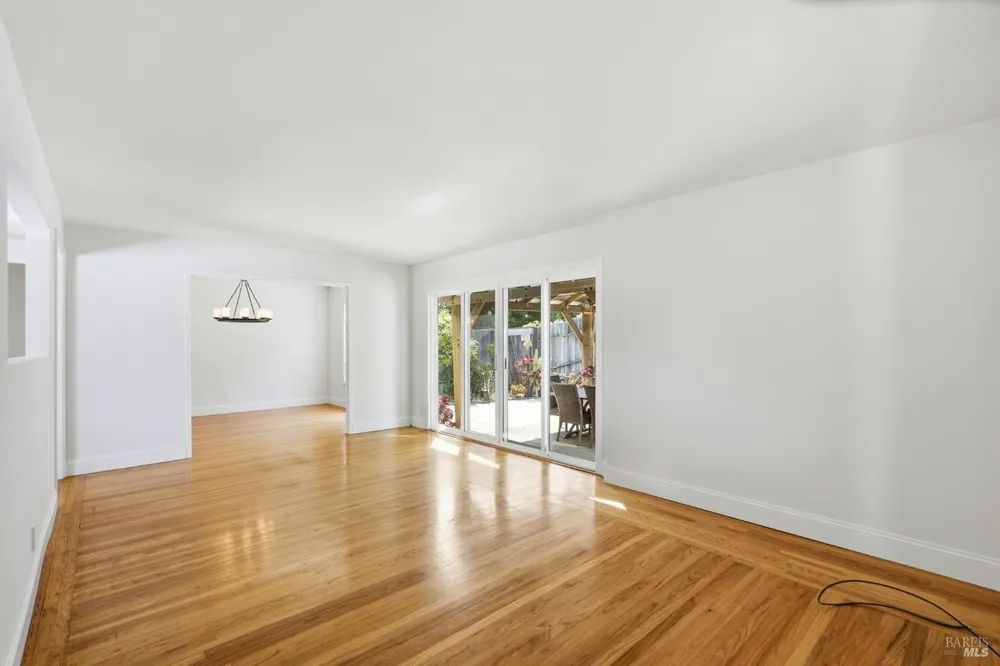 165 Alameda de la Loma, Novato, CA 94949