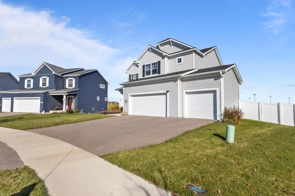 19294 Clearwater Loop, Farmington, MN 55024