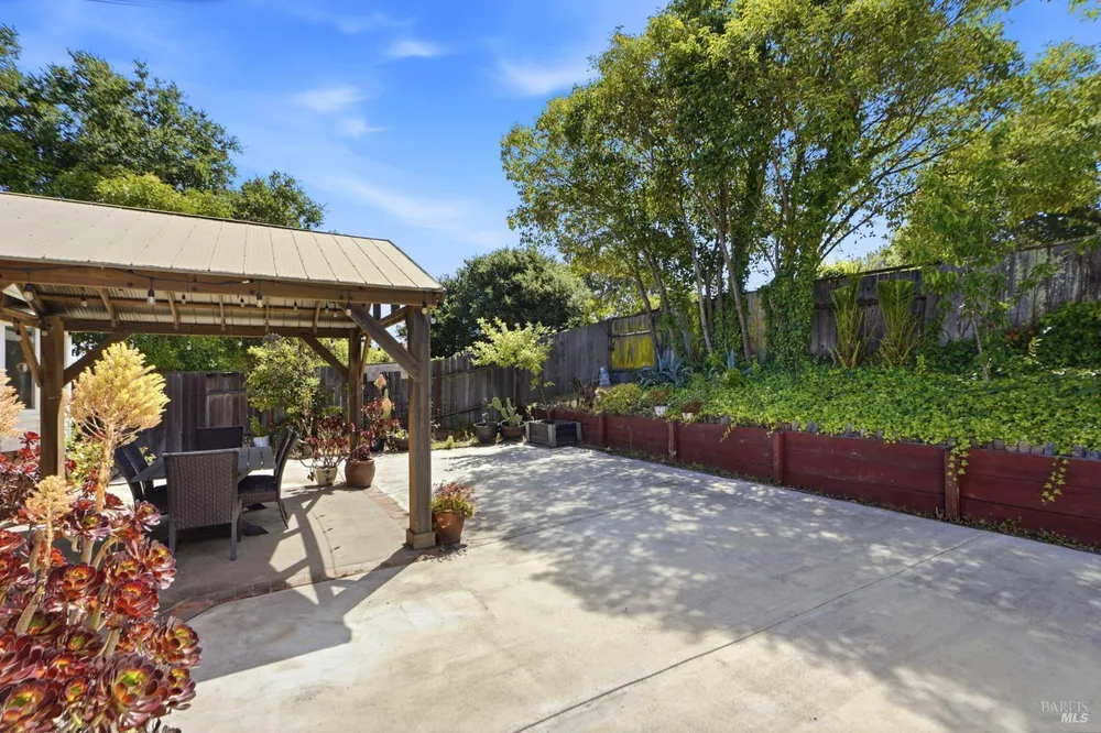 165 Alameda de la Loma, Novato, CA 94949