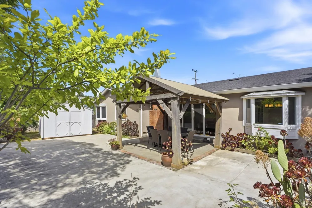 165 Alameda de la Loma, Novato, CA 94949