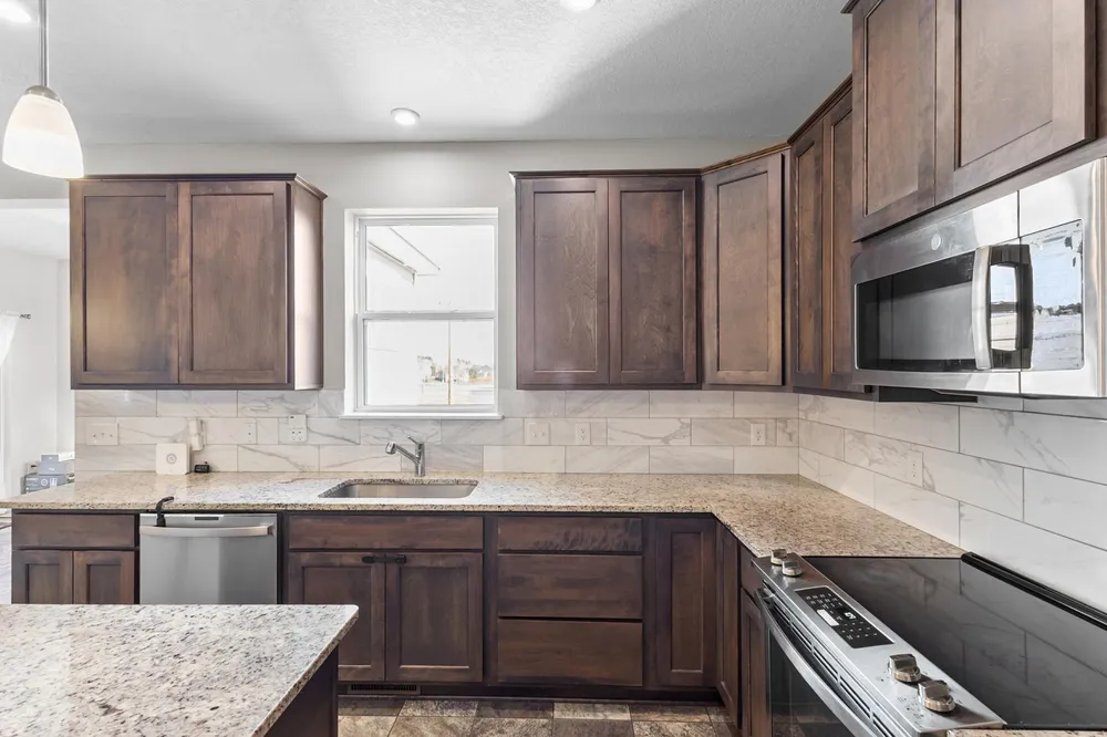 19294 Clearwater Loop, Farmington, MN 55024