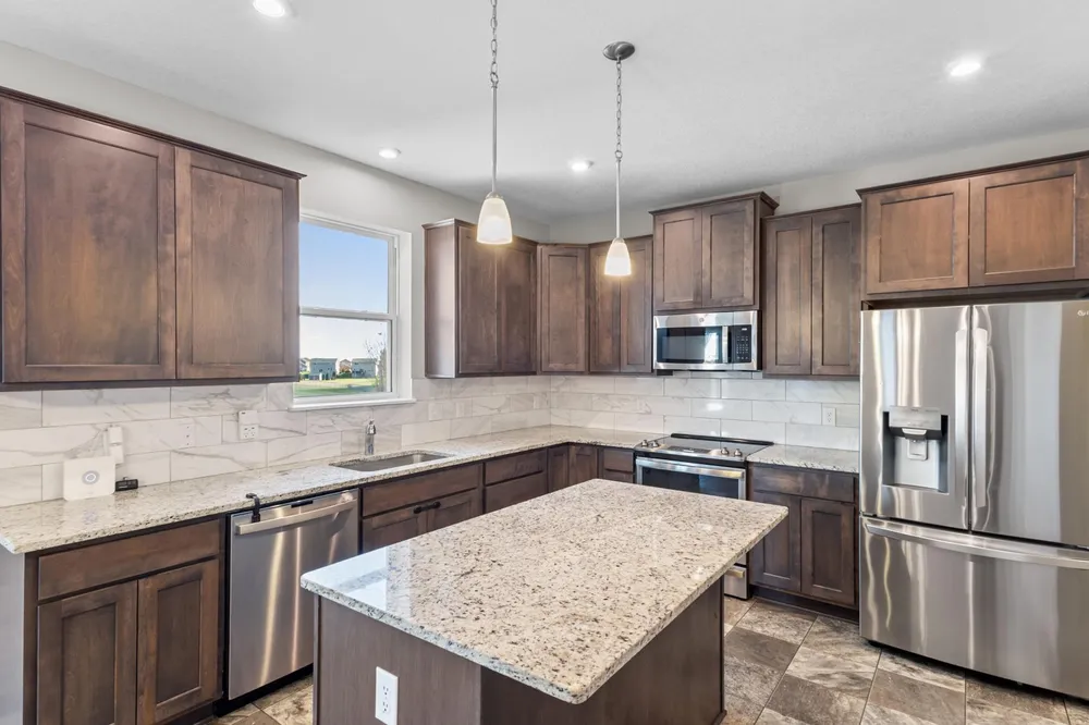 19294 Clearwater Loop, Farmington, MN 55024