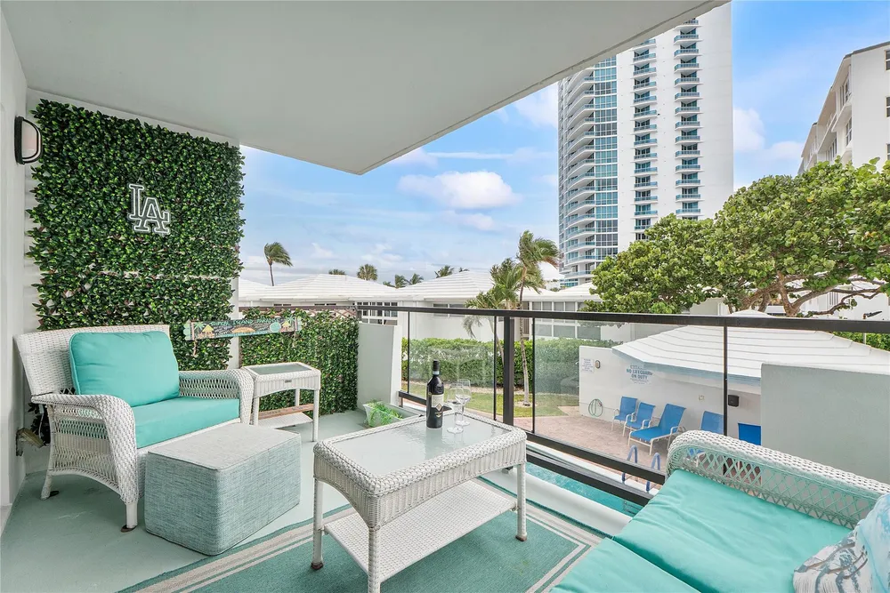 1500 S Ocean Blvd, Pompano Beach, FL 33062