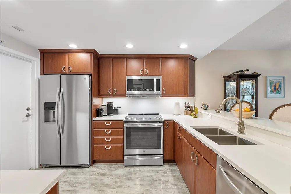 1500 S Ocean Blvd, Pompano Beach, FL 33062