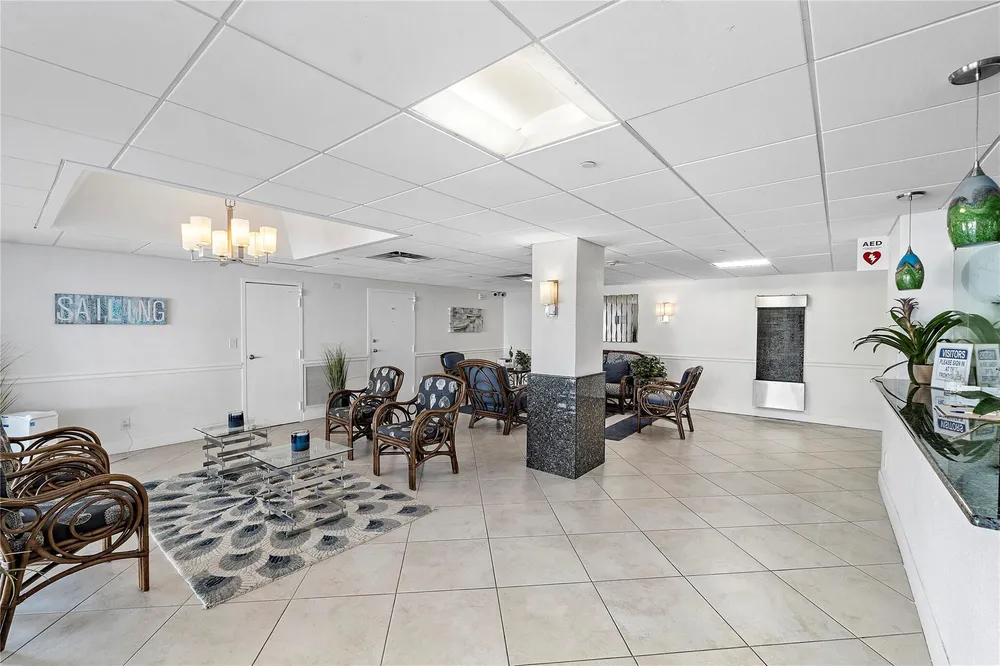 1500 S Ocean Blvd, Pompano Beach, FL 33062