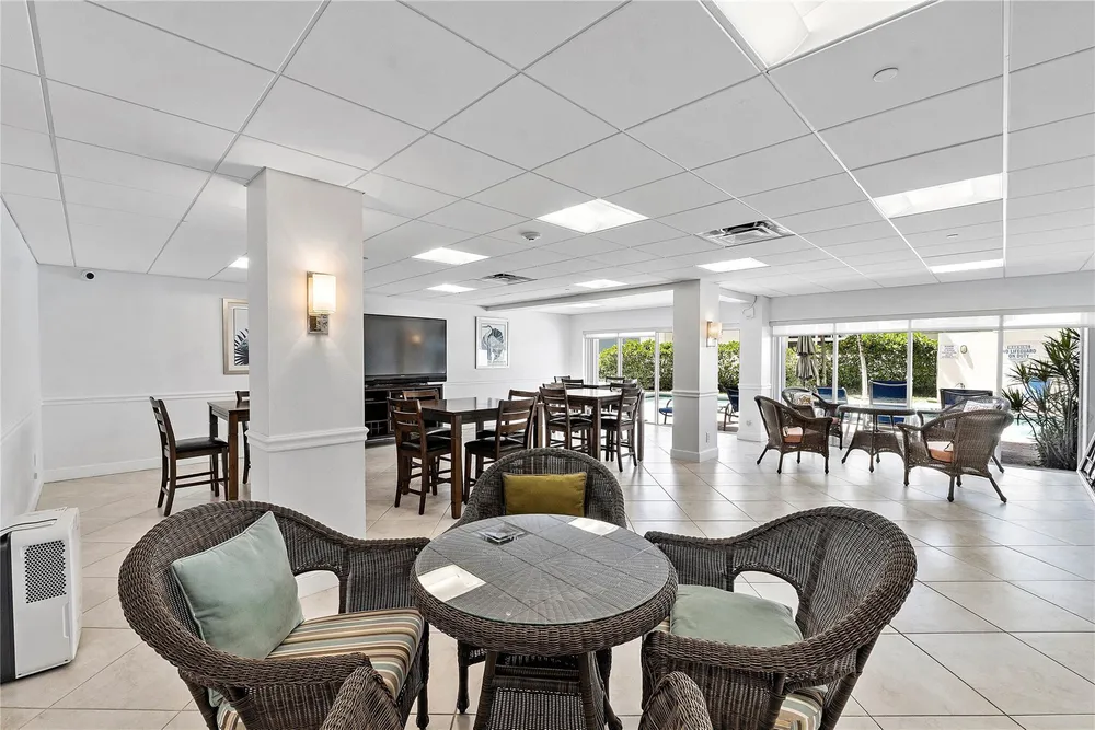 1500 S Ocean Blvd, Pompano Beach, FL 33062