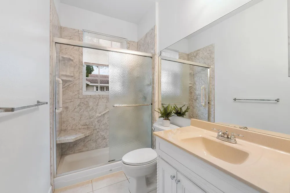 12342 NW 10th Dr, Coral Springs, FL 33071