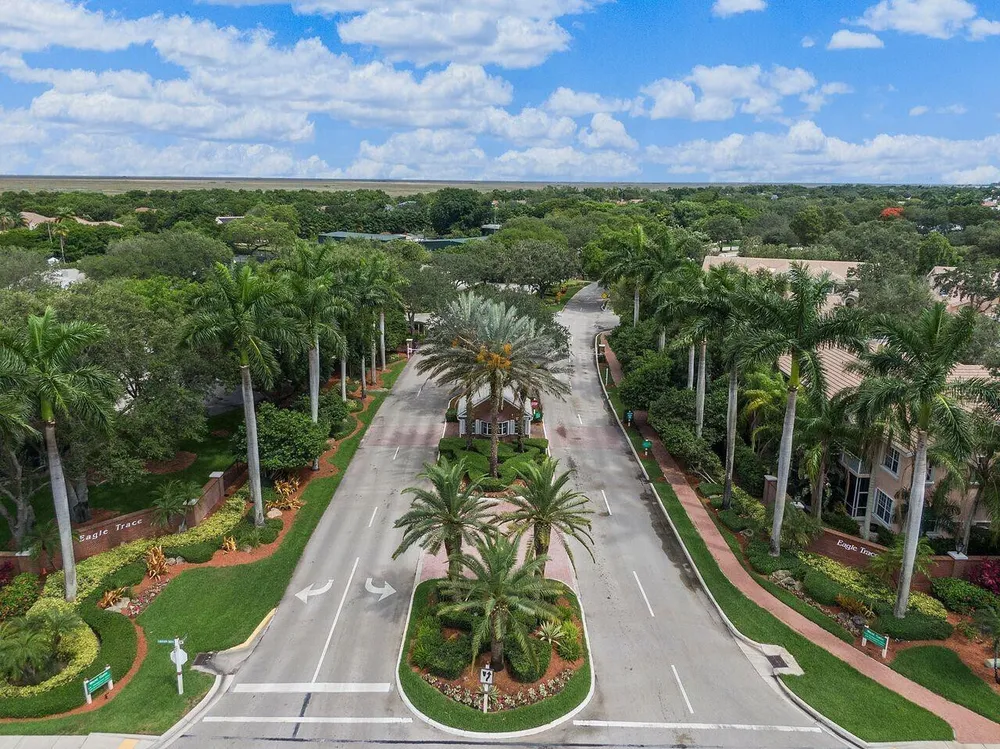 12342 NW 10th Dr, Coral Springs, FL 33071