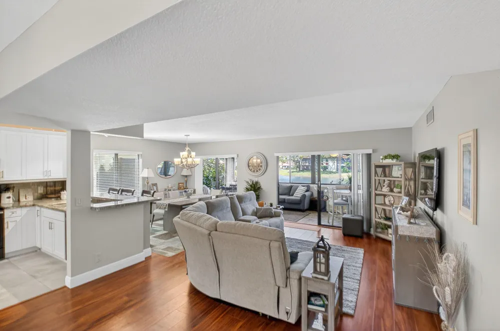 10663 Ocean Palm Way, Boynton Beach, FL 33437