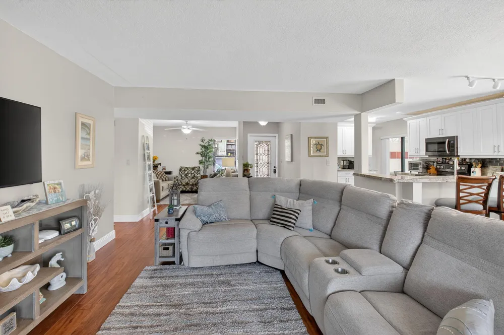 10663 Ocean Palm Way, Boynton Beach, FL 33437