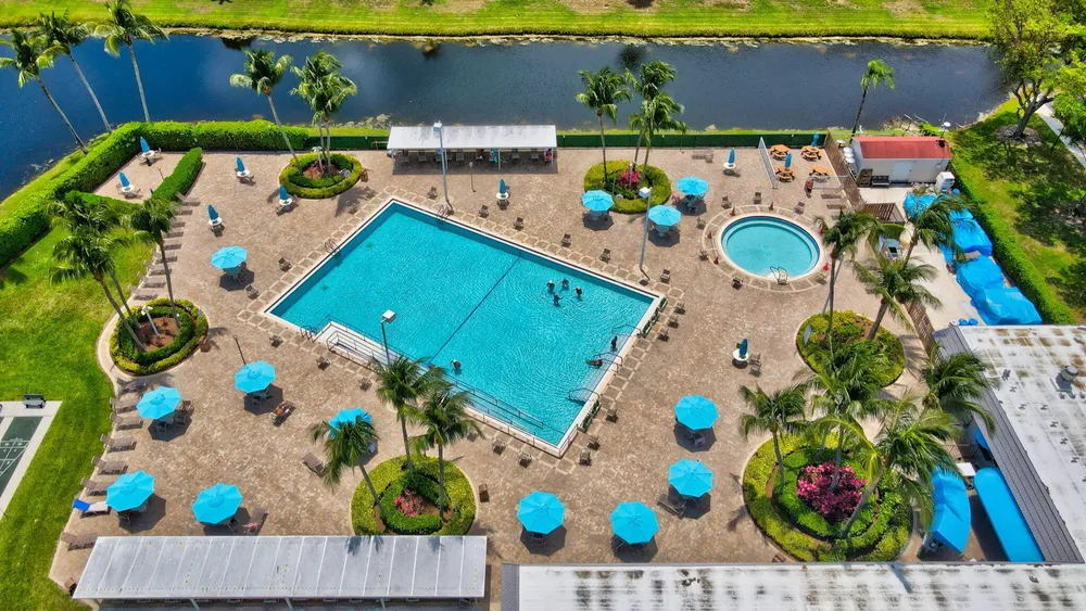 212 Monaco Way, Delray Beach, FL 33446
