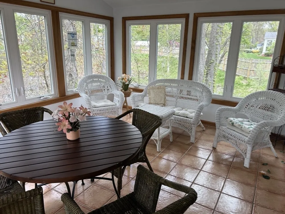 9 College Pond Dr, Danvers, MA 01923