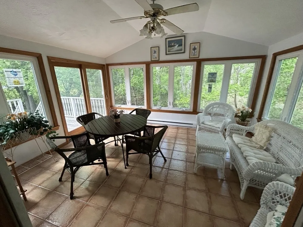 9 College Pond Dr, Danvers, MA 01923