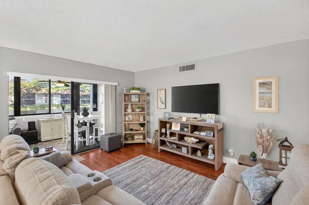 10663 Ocean Palm Way, Boynton Beach, FL 33437