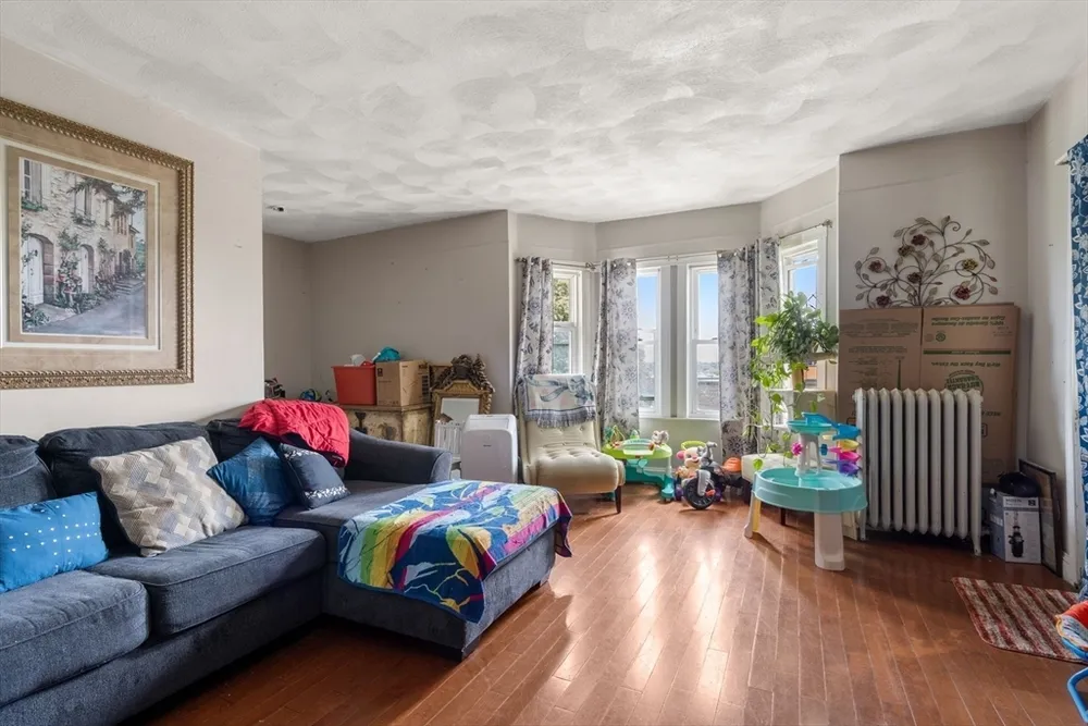 548 Salem St, Malden, MA 02148