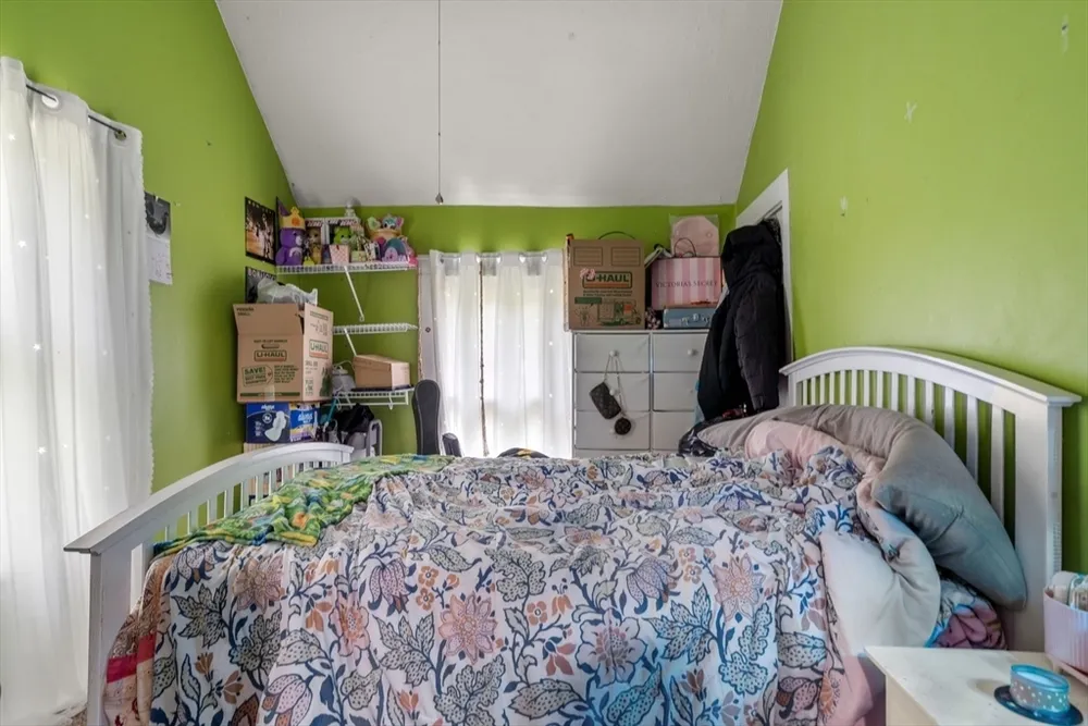 548 Salem St, Malden, MA 02148