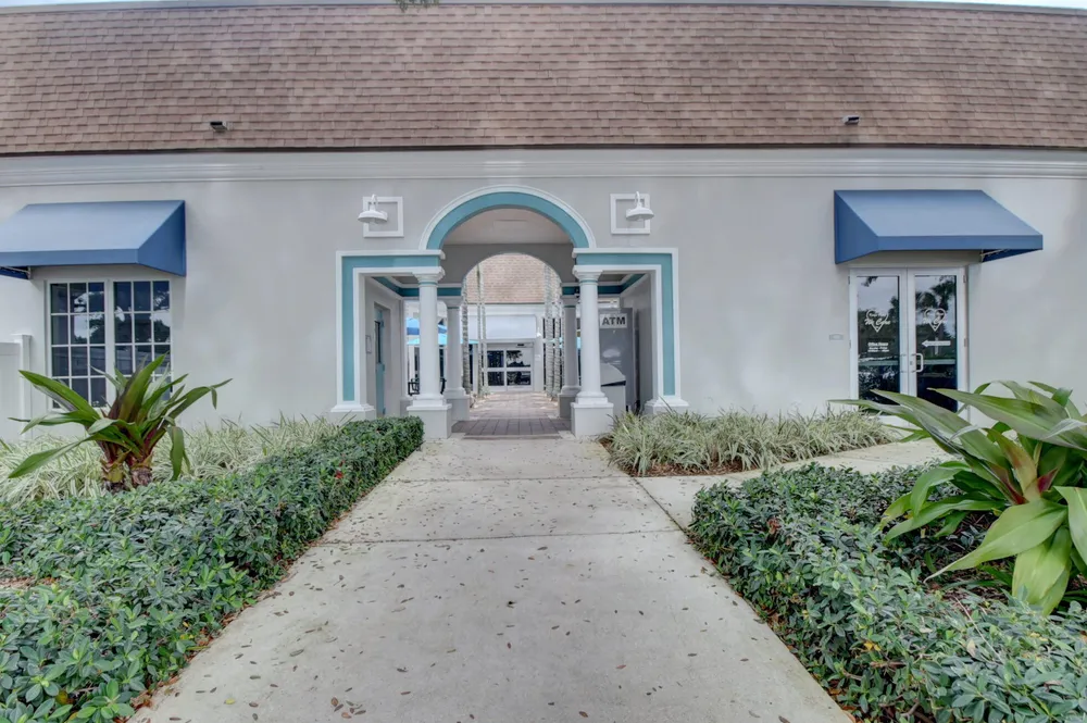 212 Monaco Way, Delray Beach, FL 33446