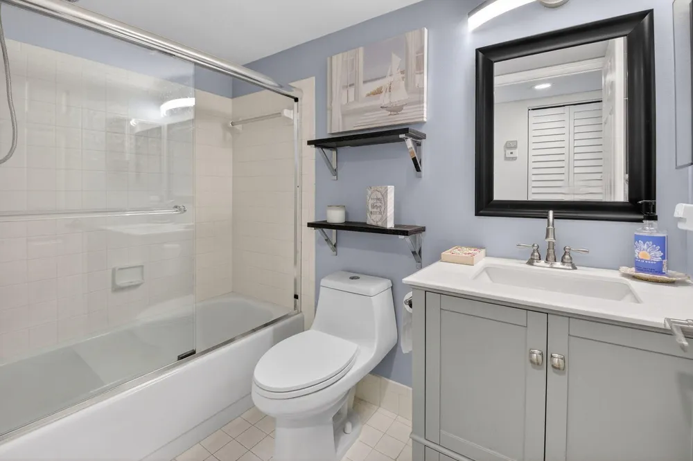 10663 Ocean Palm Way, Boynton Beach, FL 33437