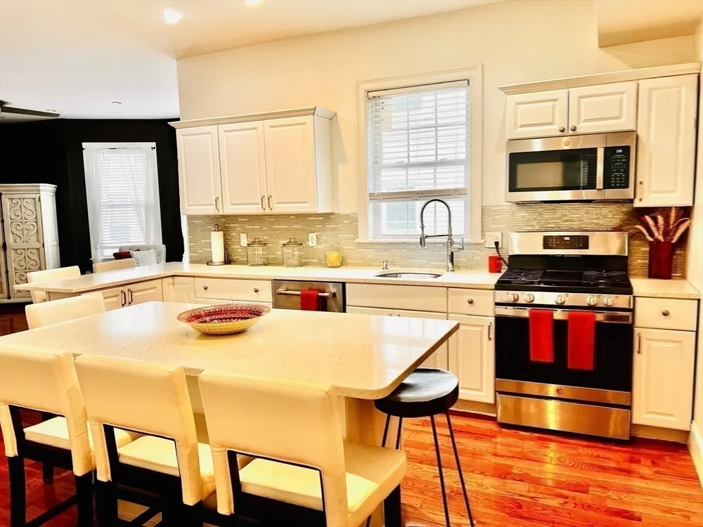 41 Gleason St, Boston, MA 02121