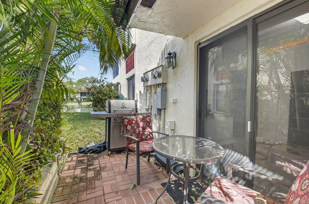 10663 Ocean Palm Way, Boynton Beach, FL 33437