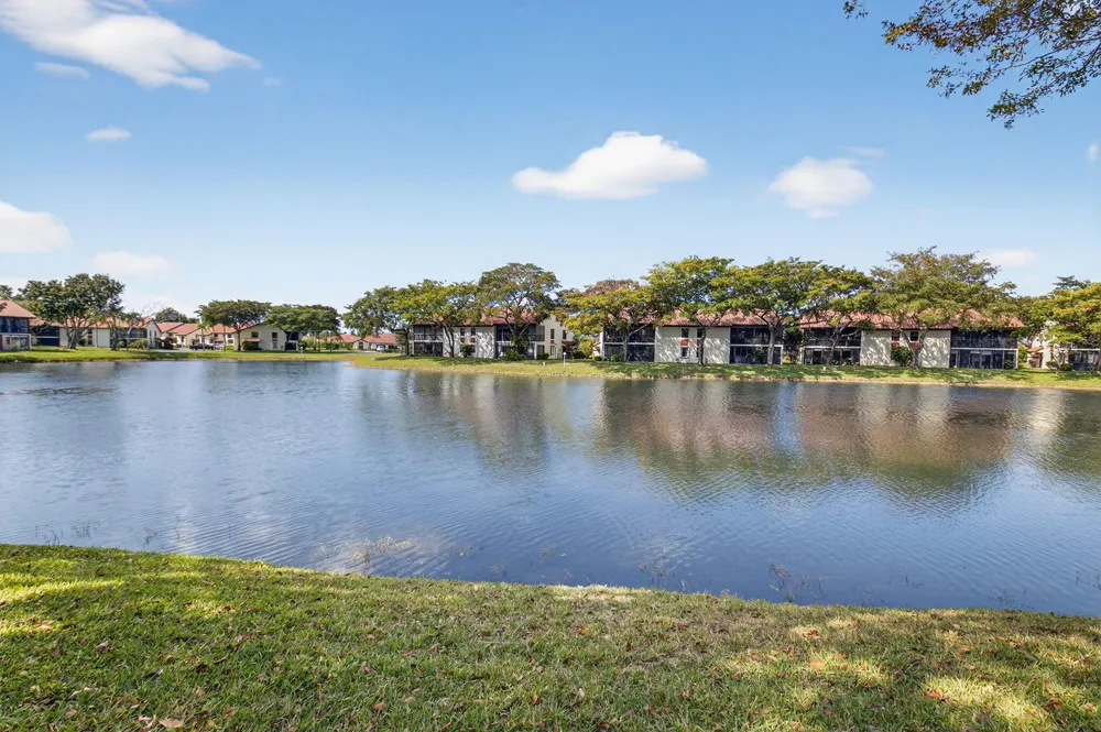 10663 Ocean Palm Way, Boynton Beach, FL 33437