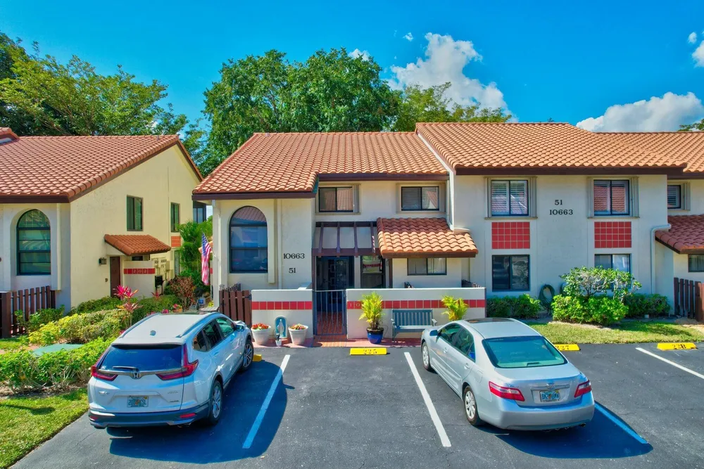 10663 Ocean Palm Way, Boynton Beach, FL 33437