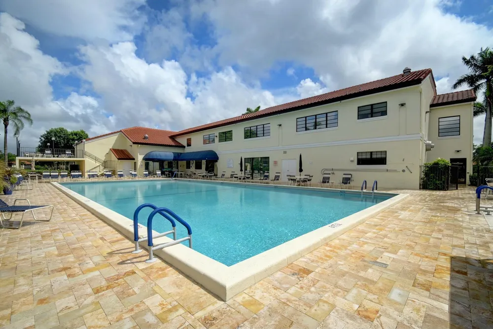 10663 Ocean Palm Way, Boynton Beach, FL 33437