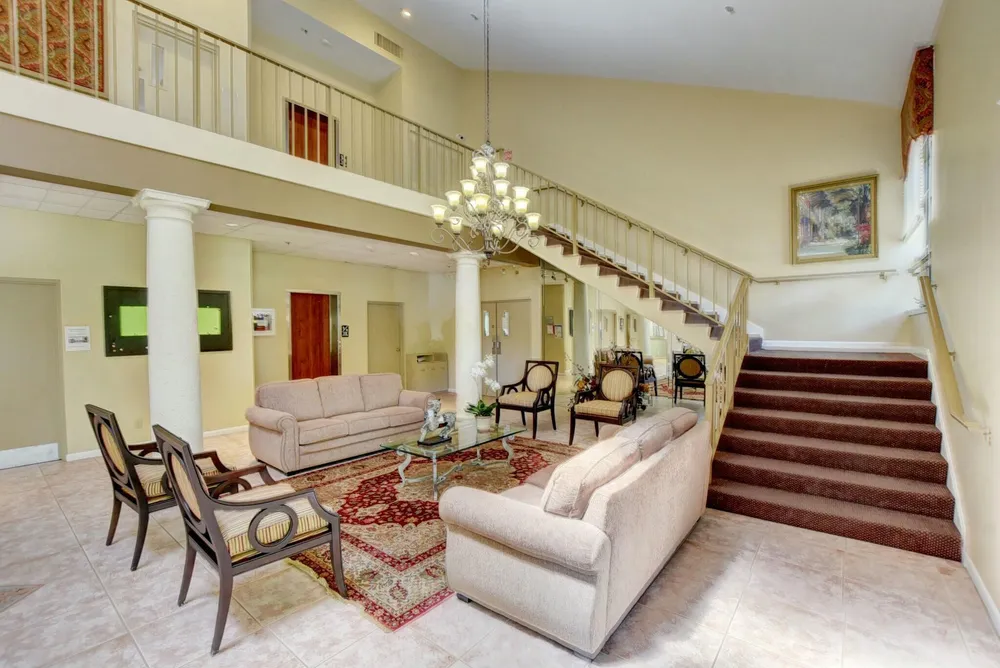 10663 Ocean Palm Way, Boynton Beach, FL 33437