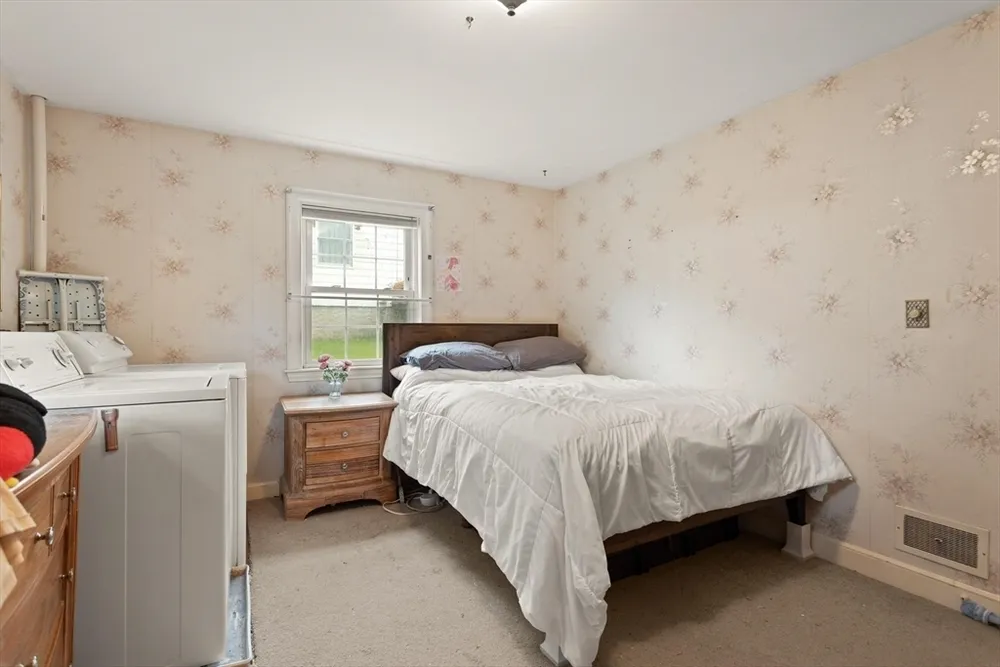 12 Stangus Rd, Lynn, MA 01905