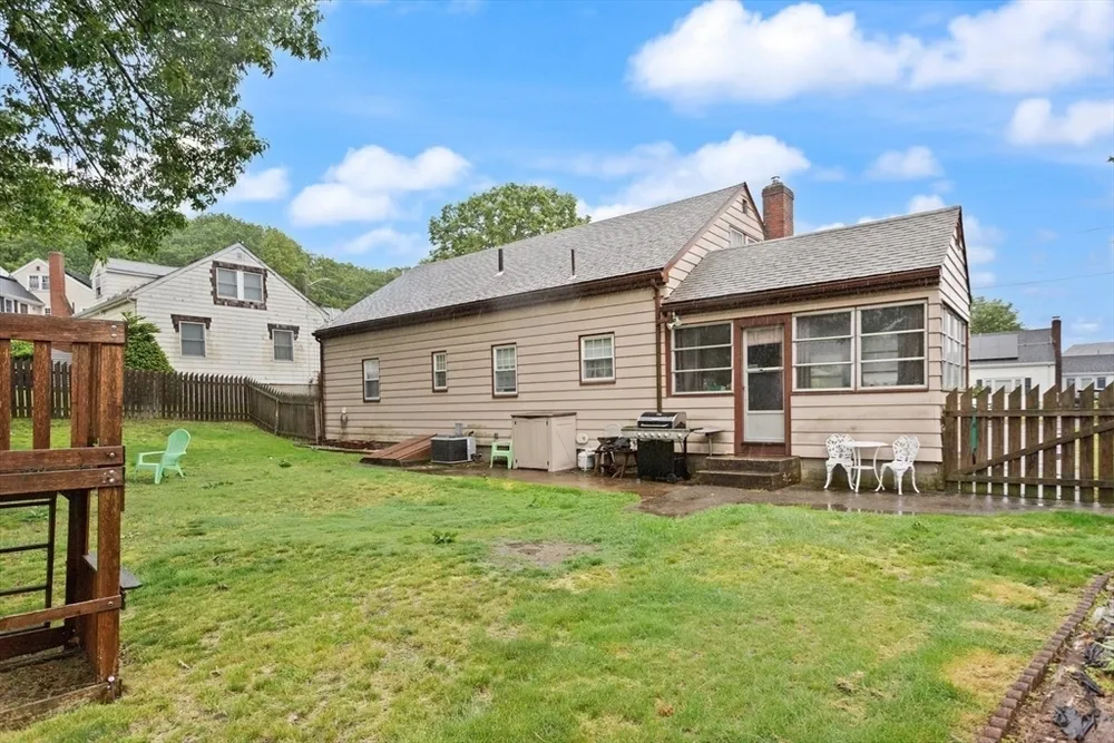 12 Stangus Rd, Lynn, MA 01905