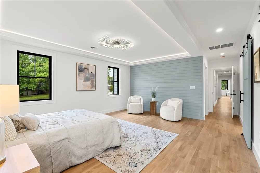 4 Fitzpatrick Ln, Billerica, MA 01862