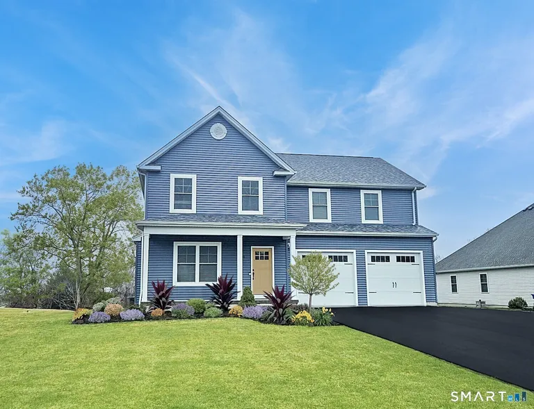 237 Upper Pattagansett Rd, East Lyme, CT 06333