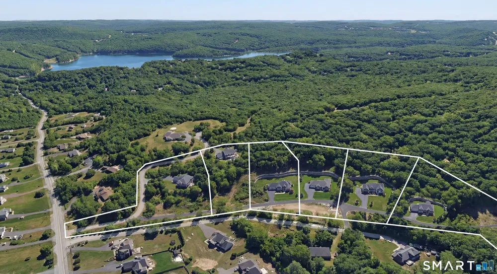 237 Upper Pattagansett Rd, East Lyme, CT 06333
