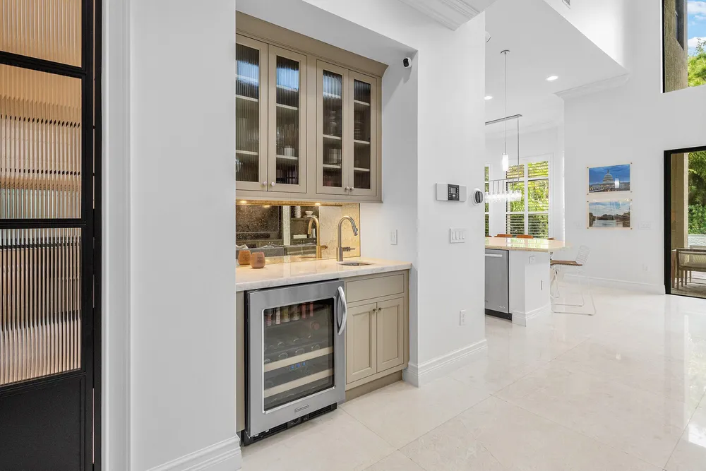 8748 Lewis River Rd, Delray Beach, FL 33446