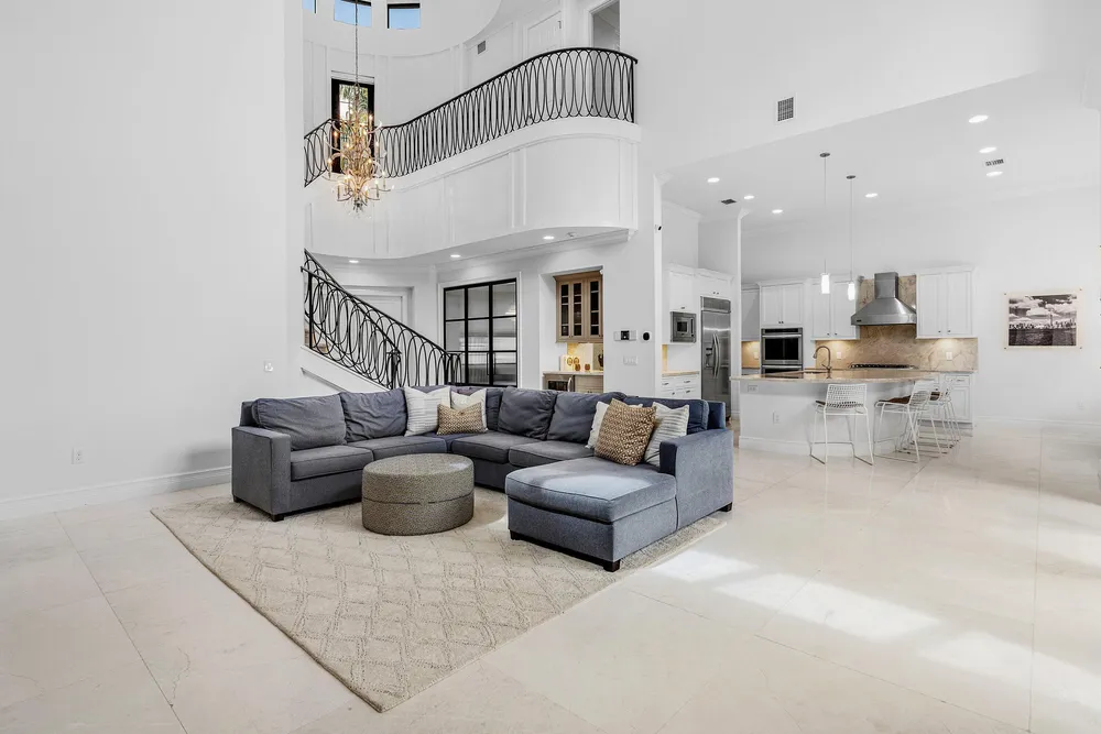 8748 Lewis River Rd, Delray Beach, FL 33446