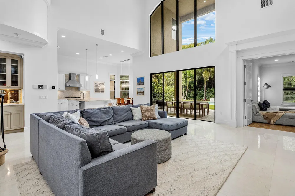 8748 Lewis River Rd, Delray Beach, FL 33446