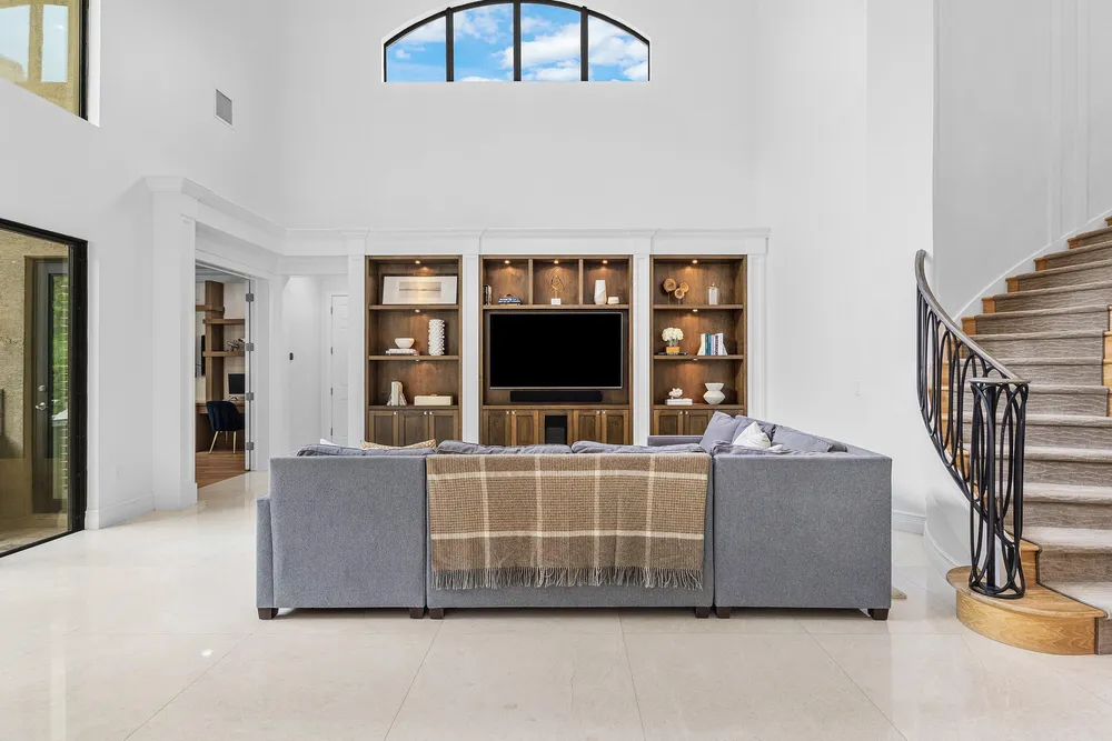 8748 Lewis River Rd, Delray Beach, FL 33446