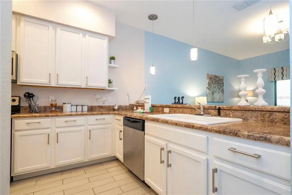 3050 Pirates Retreat Ct, Kissimmee, FL 34747