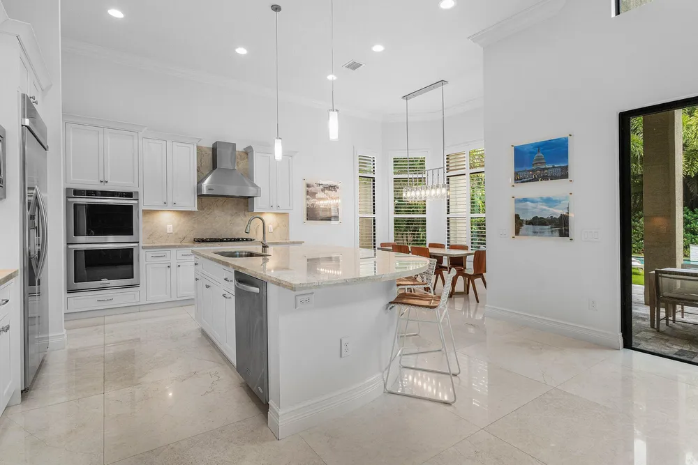 8748 Lewis River Rd, Delray Beach, FL 33446