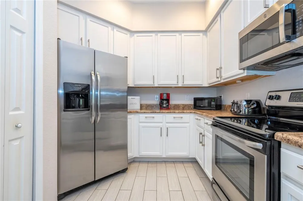3050 Pirates Retreat Ct, Kissimmee, FL 34747