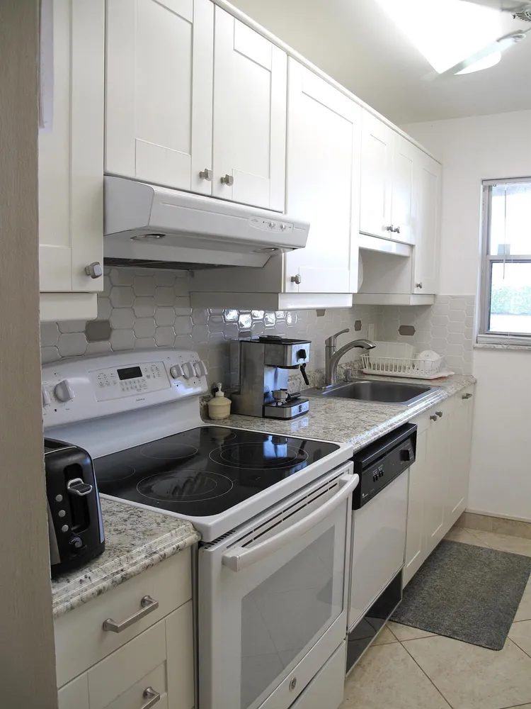 892 High Point Blvd N, Delray Beach, FL 33445