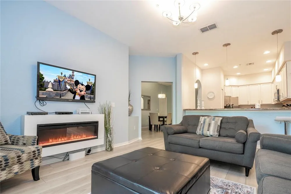 3050 Pirates Retreat Ct, Kissimmee, FL 34747