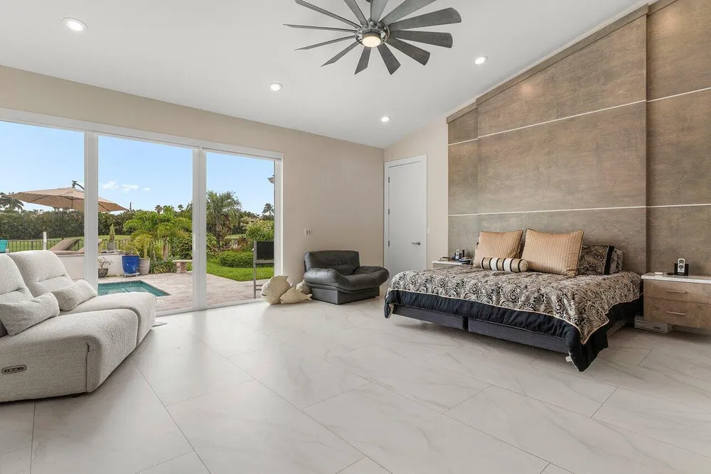 11164 Boca Woods Ln, Boca Raton, FL 33428